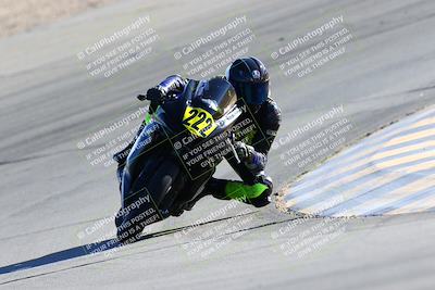 media/Jan-08-2022-SoCal Trackdays (Sat) [[1ec2777125]]/Turn 10 (2pm)/